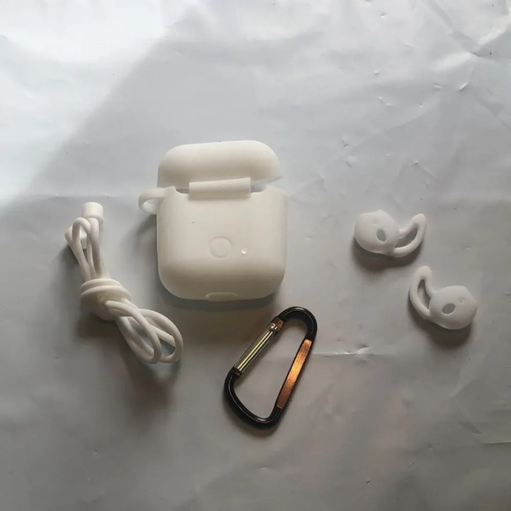 Silicone i7s Wireless Earphone Protective Cover Case White with Carabiner Strap - Picture 3 of 4